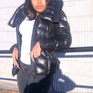 COPY - WOMENS M O N C L E R